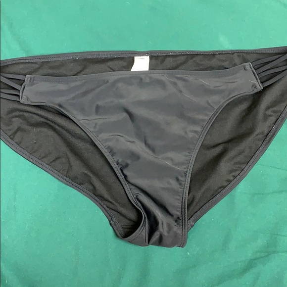 Swimsuit bundle! - Picture 5 of 8